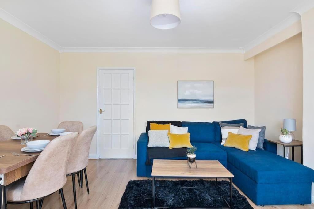 Spacious 3Br House In Enfield North London With Garden Exterior foto